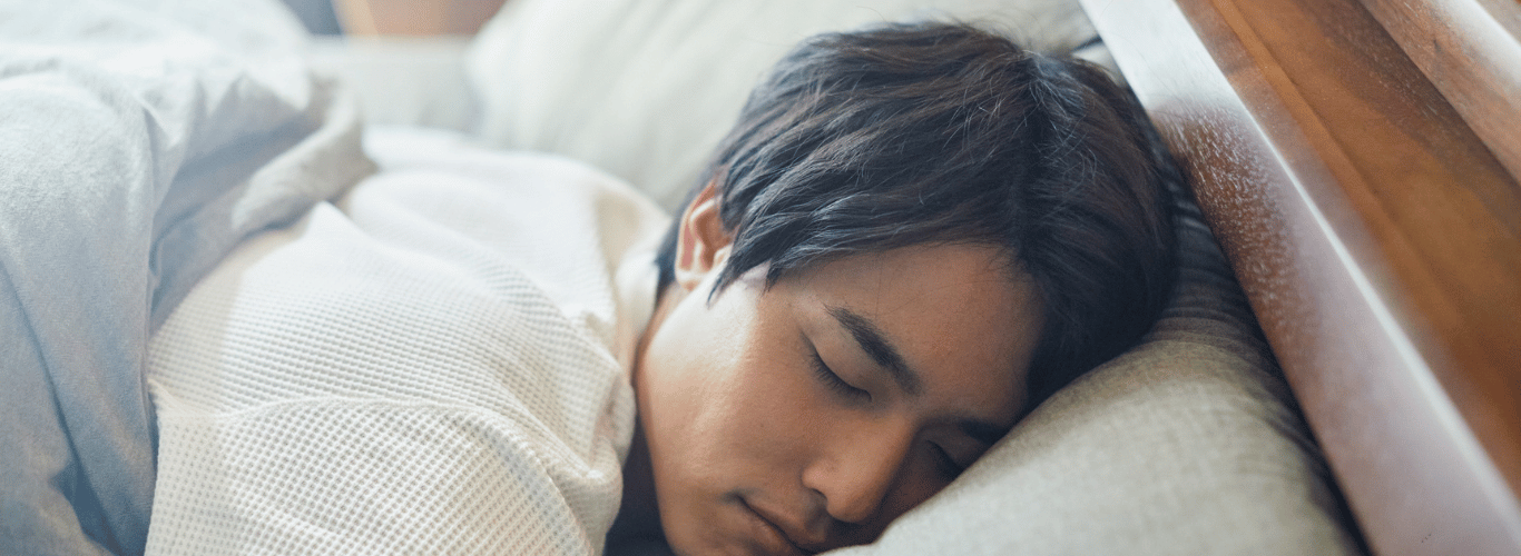 What Causes Low Testosterone in Men Over 40? 2 697b28ab678ca0ba70405bf7 682b9373f64081bc25f02ced poor20sleep20assoicated20with20low20T 3