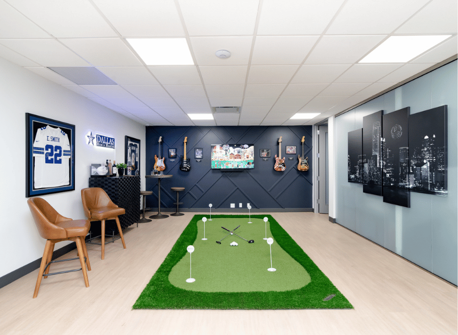 Lounge at Dallas Mens Health